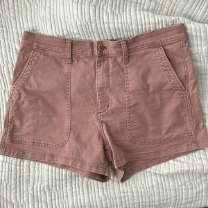 Madewell dusty rose shorts size 32; inseam 3”